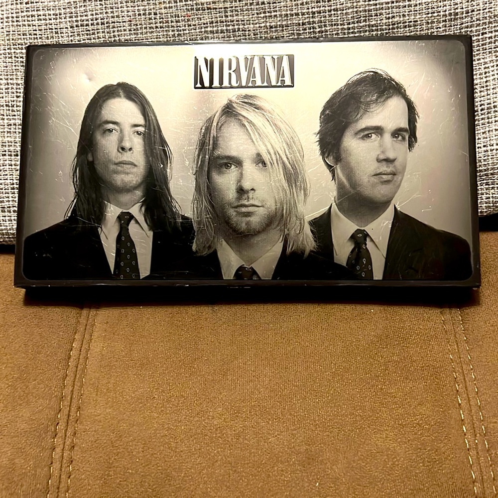 Nirvana “With the lights out” box set